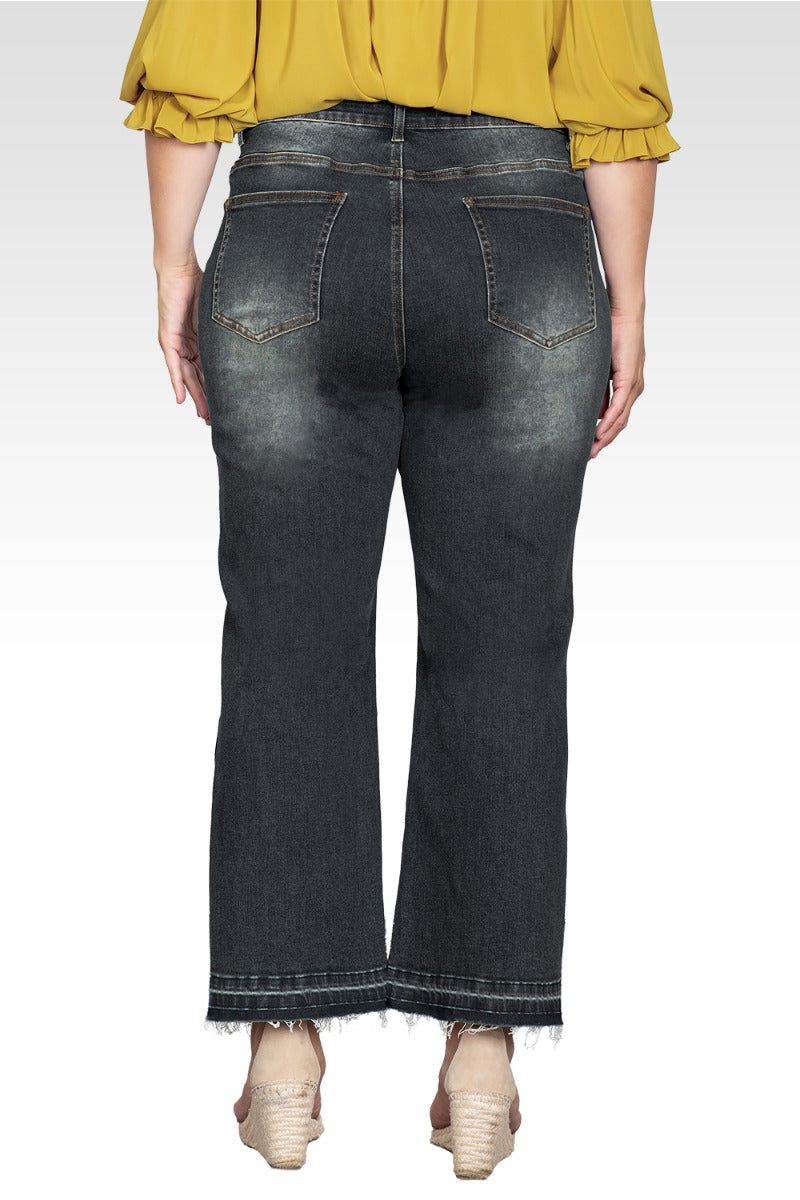 Plus Size Cropped Wide Leg Jeans - Black Vintage